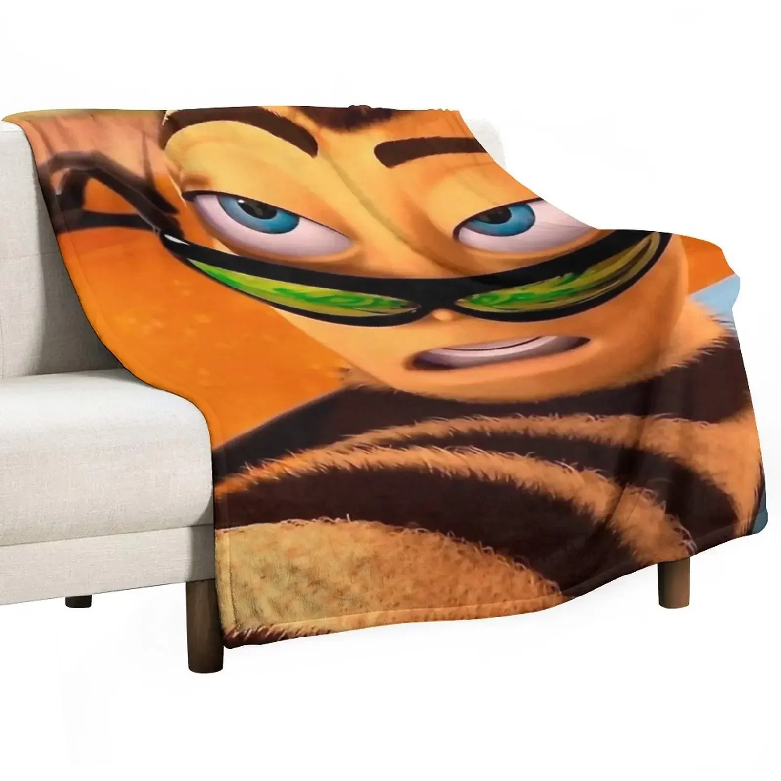 Anime Cosplay Meme - Koc Barry Benson Bee Movie Meme,