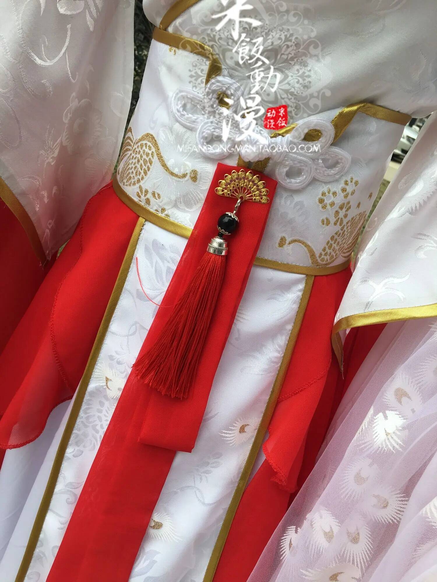 Oficery błogosławiają księcia  – Queen Anime Cosplay recenzja i cena