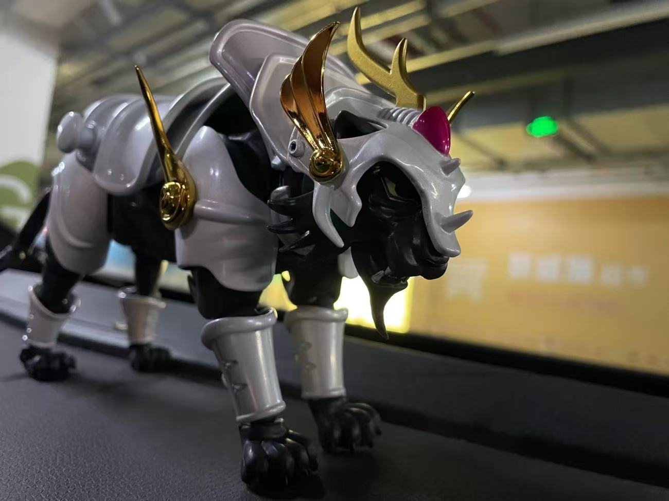 Figurka akcji Yoroiden Samurai – Bandai Tamashii Nations S.H.Figuarts recenzja i cena